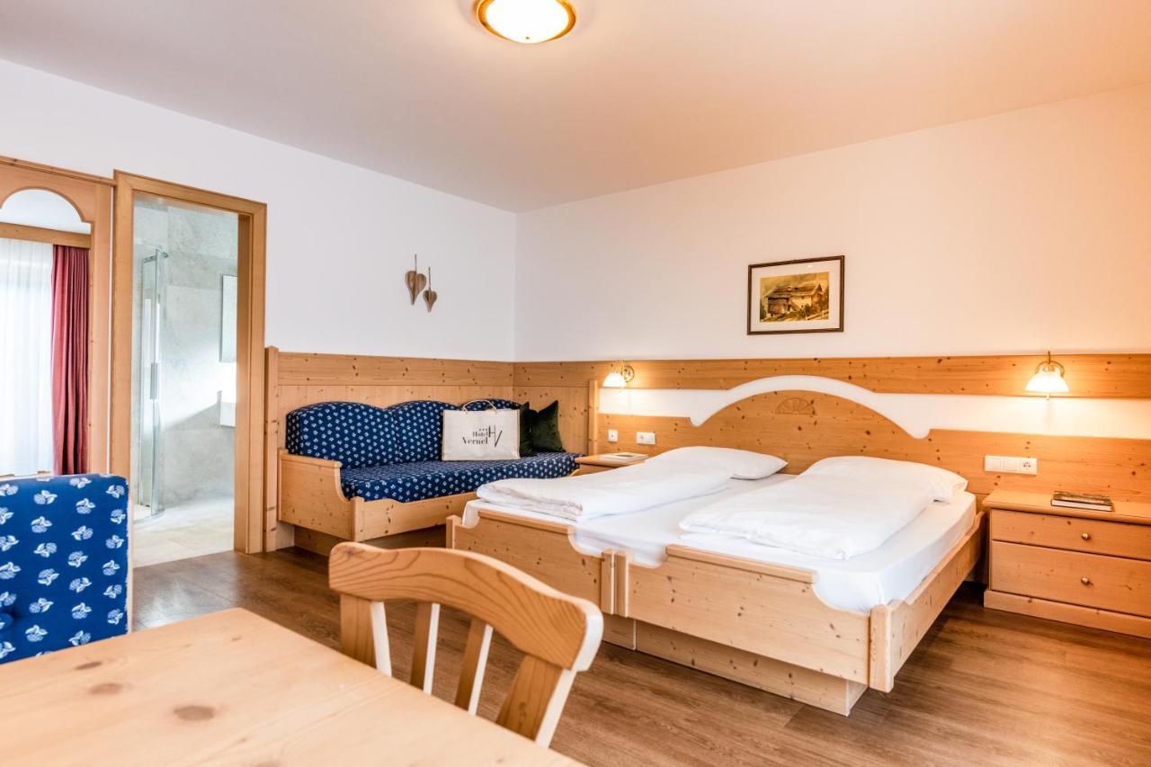 Hotel Vernel Santa Cristina Val Gardena エクステリア 写真
