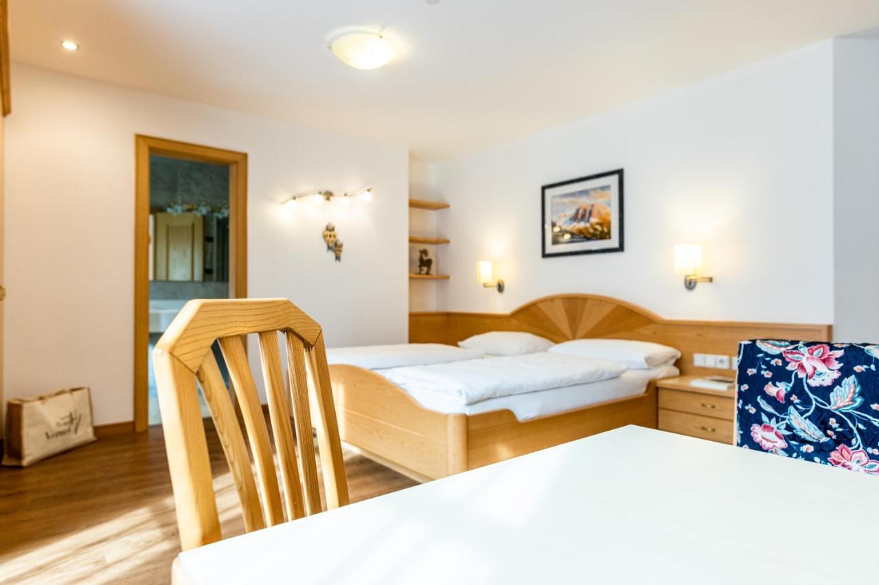 Hotel Vernel Santa Cristina Val Gardena エクステリア 写真