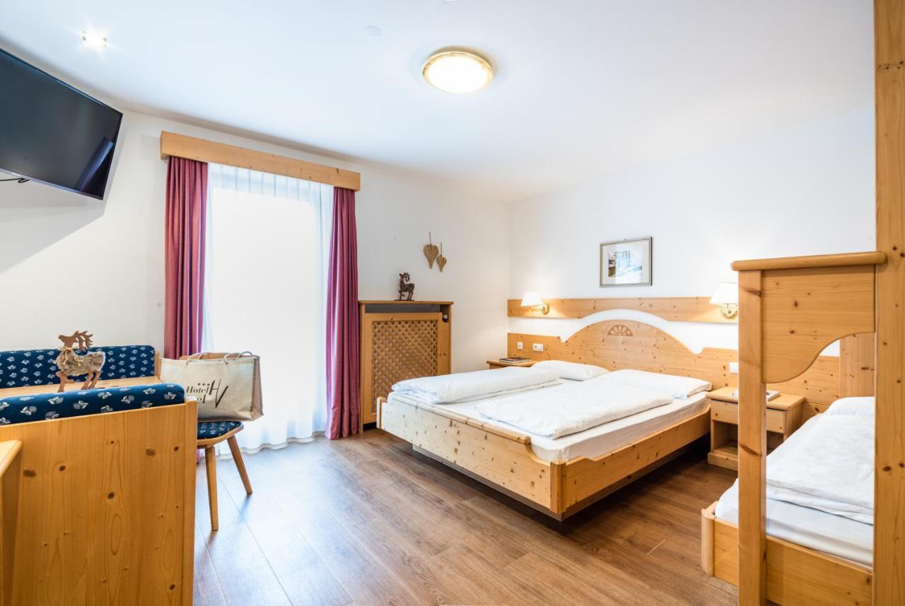 Hotel Vernel Santa Cristina Val Gardena エクステリア 写真