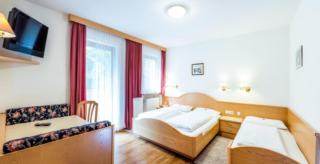 Hotel Vernel Santa Cristina Val Gardena エクステリア 写真