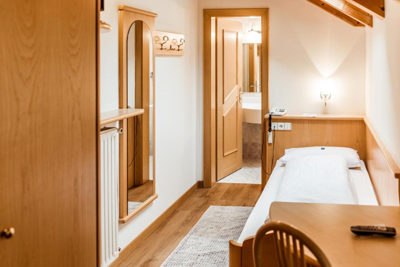 Hotel Vernel Santa Cristina Val Gardena エクステリア 写真